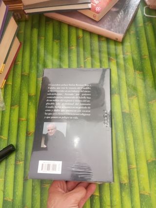 Venga a nosotros tu reino -Javer Reverte