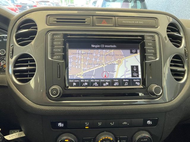 Volkswagen Tiguan 2015
