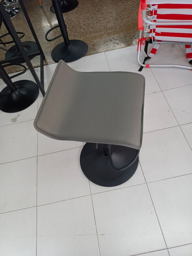 Silla alta Woltu gris oscuro