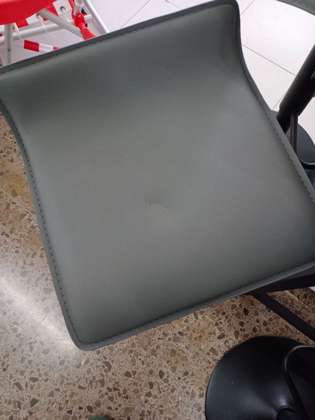 Silla alta Woltu gris oscuro