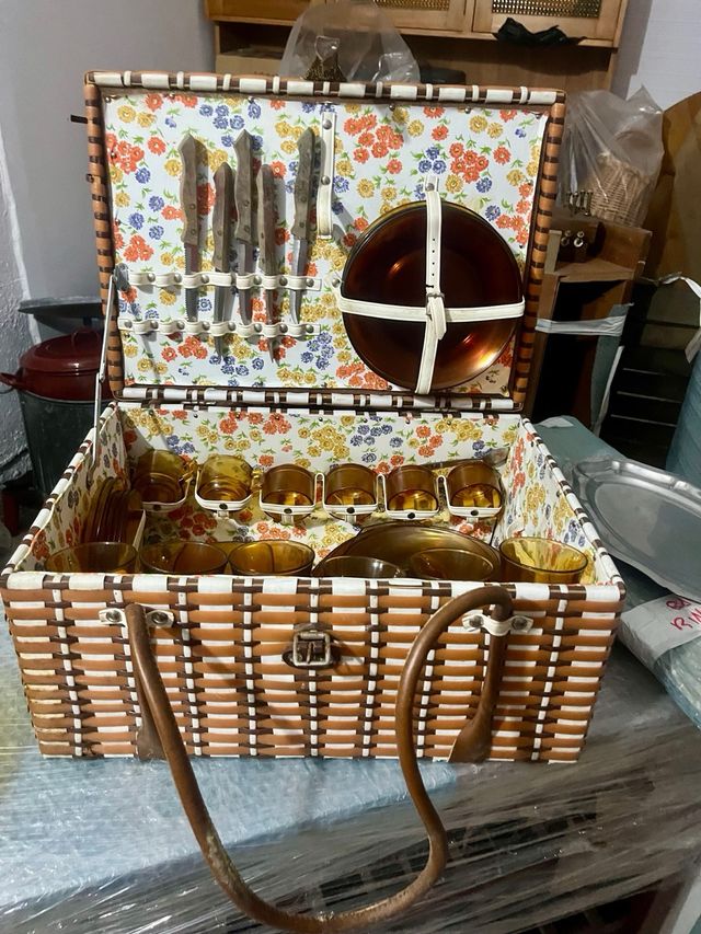 Cesta picnic vintage años 70