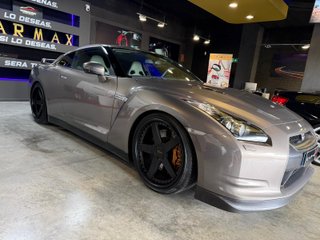 Nissan GT-R Black Edition