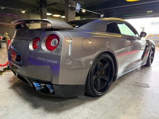 Nissan GT-R Black Edition