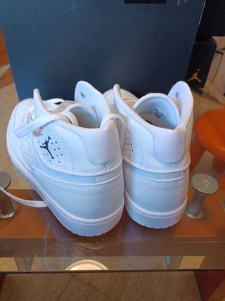 Zapatillas Jordan Jumpman blancas