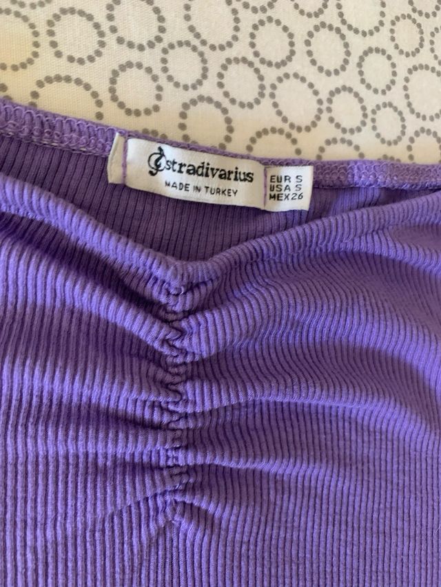 Top stradivarius hombros descubiertos