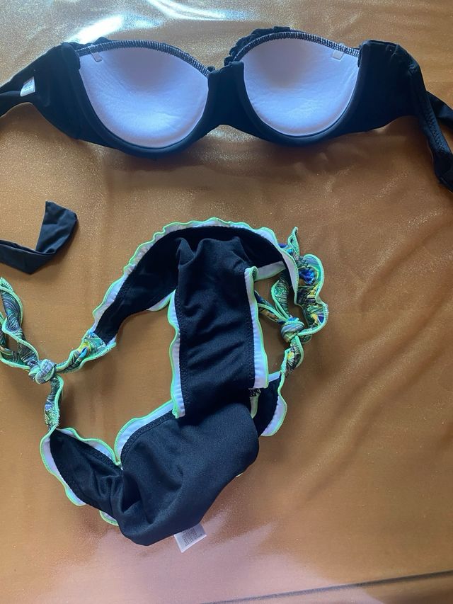 Bikini nero e multicolor Tg S