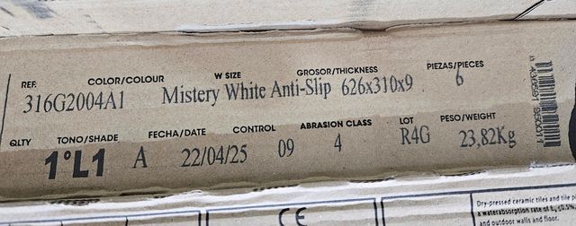 Suelo porcelánico Rosa Gres, Mistery White C3