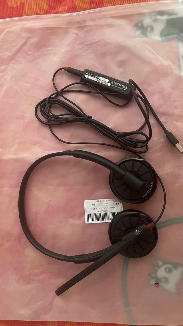 Auriculares Plantronics - Negros