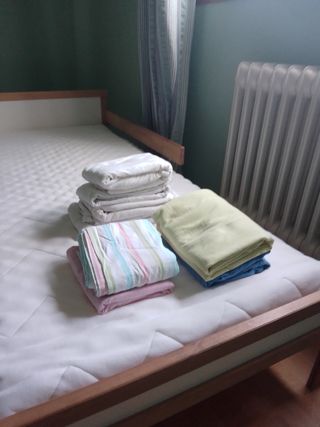 Cama infantil 70x160cm + colchón + bajeras