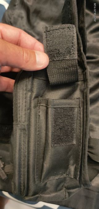 Marsupio nero da gamba multitasche con velcro