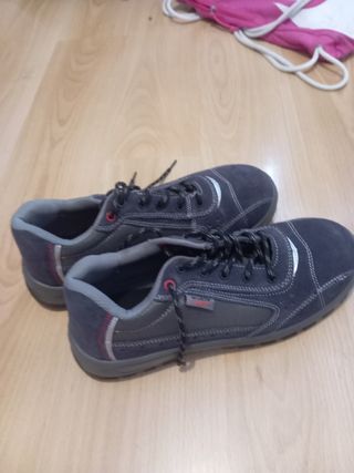 Zapatos seguridad Whitemoody - grises