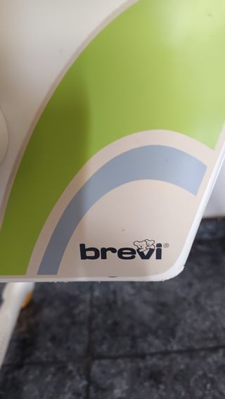 Trona Brevi plegable verde