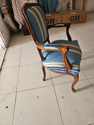 Sillón Luis XV, tapizado azul