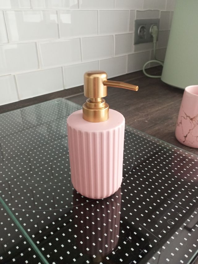 Set baño rosa y dorado - Dispensador y vaso