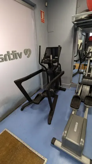 Elíptica BH Fitness EC1000 MOVEMIA
