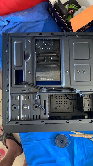 Torre PC: CPU ryzen 3600, scheda madre asrock A320