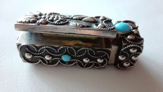 FUNDA METALICA PINTALABIOS (Precio no negociable)