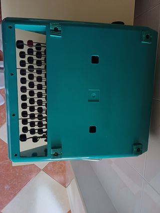 MÁQUINA DE ESCRIBIR: OLIVETTI STUDIO 45