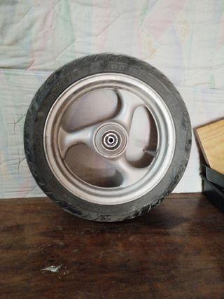 Llanta Daelim NS 125