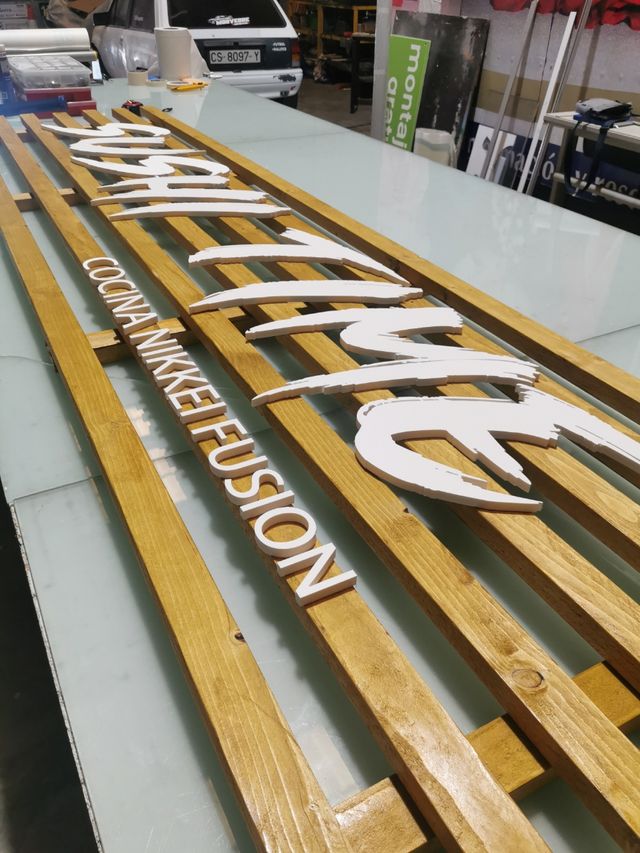 Rótulos publicitarios