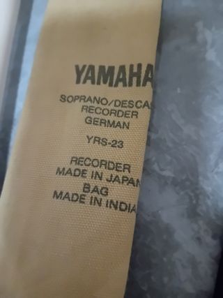 Flauto dolce Yamaha nuovo nella sua confezione.