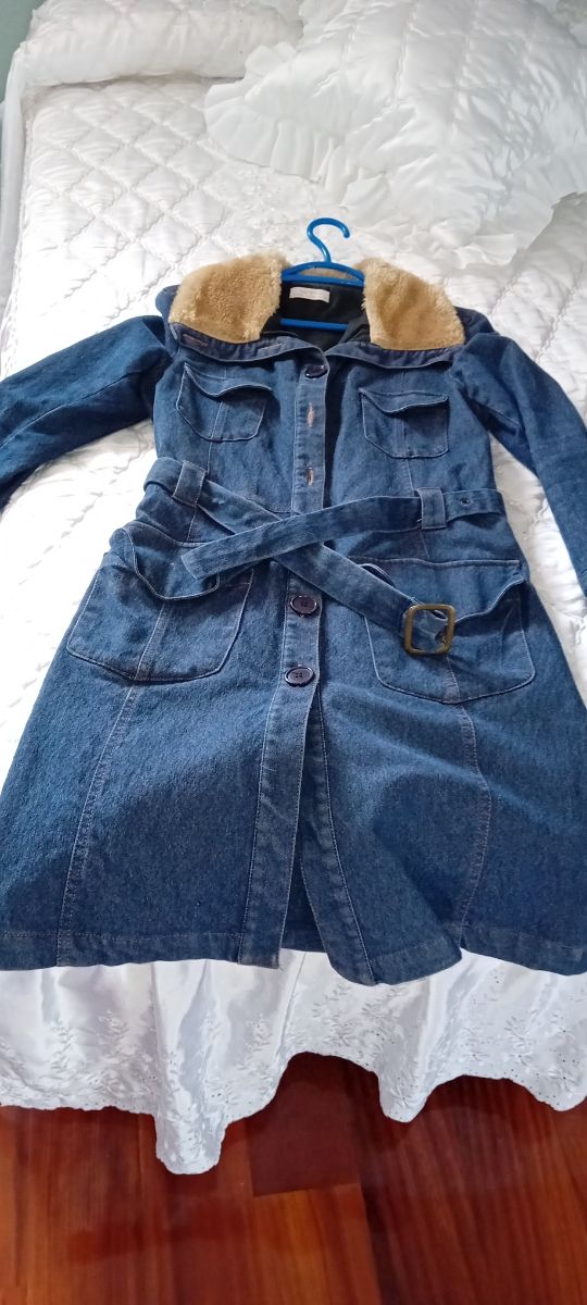 Chaqueta vaquera larga azul