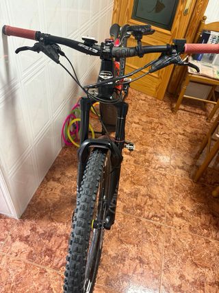Bicicleta eléctrica Fantic MTB