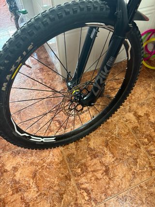 Bicicleta eléctrica Fantic MTB