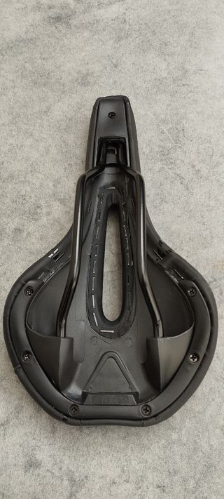 SILLÍN DE GEL ANTIPROSTATICO AZUL.