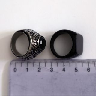 2 Anillos: Plateado y Negro