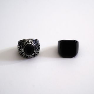 2 Anillos: Plateado y Negro