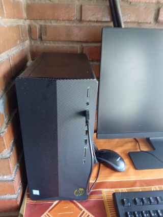 Set PC Gaming i5 + Monitor BenQ 24” como nuevo