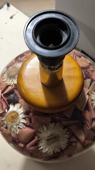 Lampara de mesa vintage con flores secas