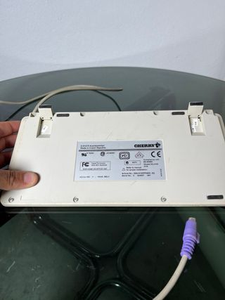 Teclado Cherry Retro