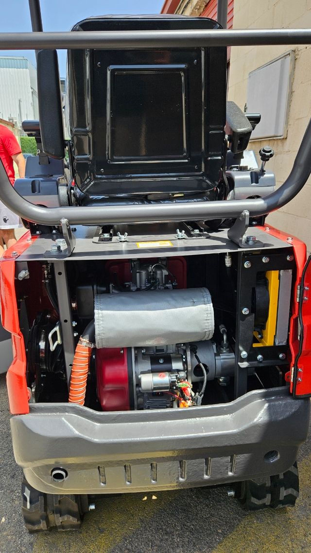 Miniexcavadora REVI RM12 1200Kg - Nueva 2025