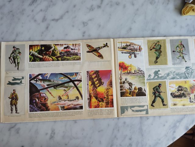 Álbum Hechos y Soldados Siglo XX 1977