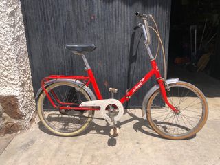 Bicicleta infantil Orbea clásica roja