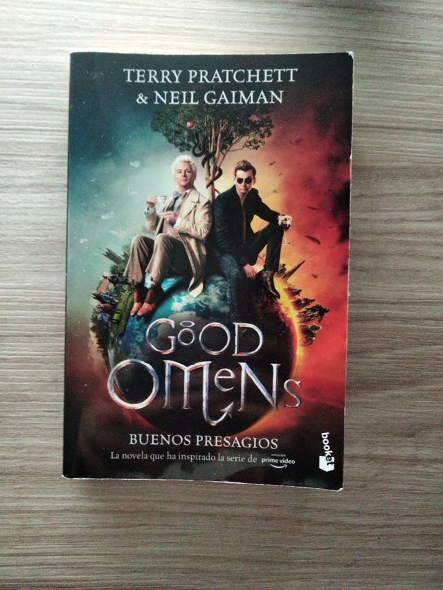 Libro Good Omens (Buenos presagios)