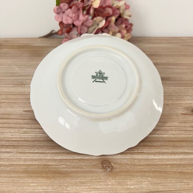 Xícara e prato de porcelana Bavaria.