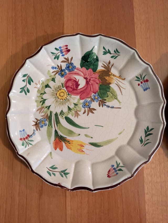 2 Piatti decorativi vintage