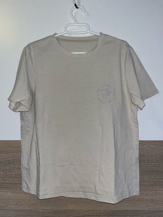 Camiseta Shein beige
