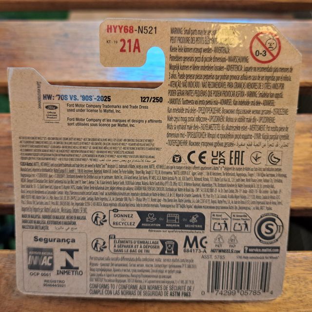 Hot Wheels '92 Ford Mustang 7/10