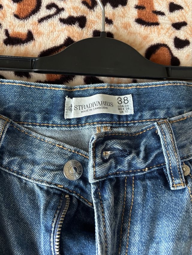 Jeans Stradivarius 38