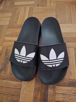 Chanclas Adidas - Negras