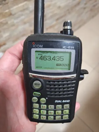 Walkie Talkies ICOM IC-E51 y KENWOOD TH-42E