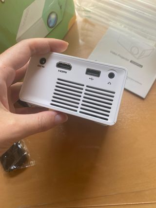 Proyector LED blanco y azul