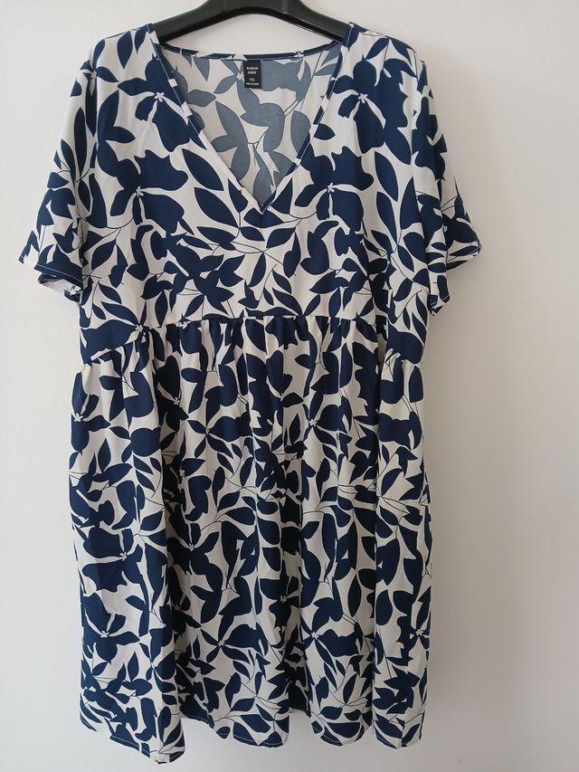 Vestito estivo bianco e blu Curvy