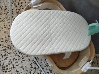 Mini cuna eléctrica