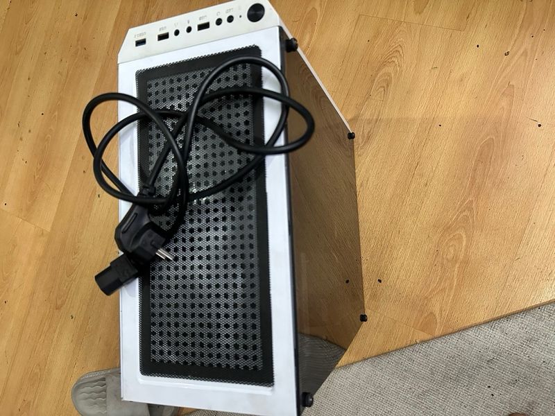 Torre PC Gamer Blanca afbeelding 2