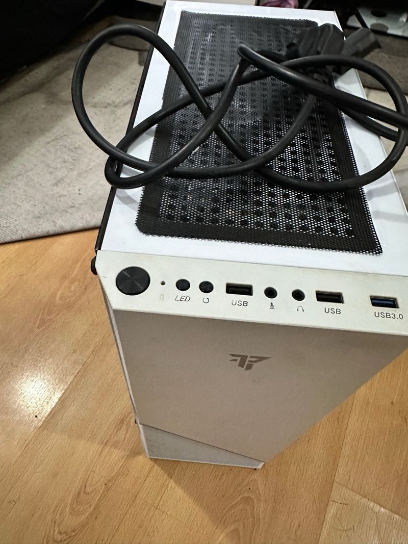Torre PC Gamer Blanca afbeelding 3